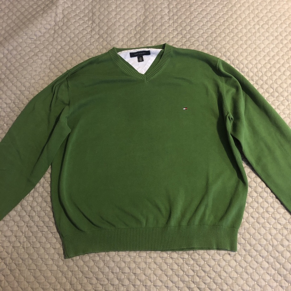 Green Tommy Hilfiger Sweater/ Size Large
